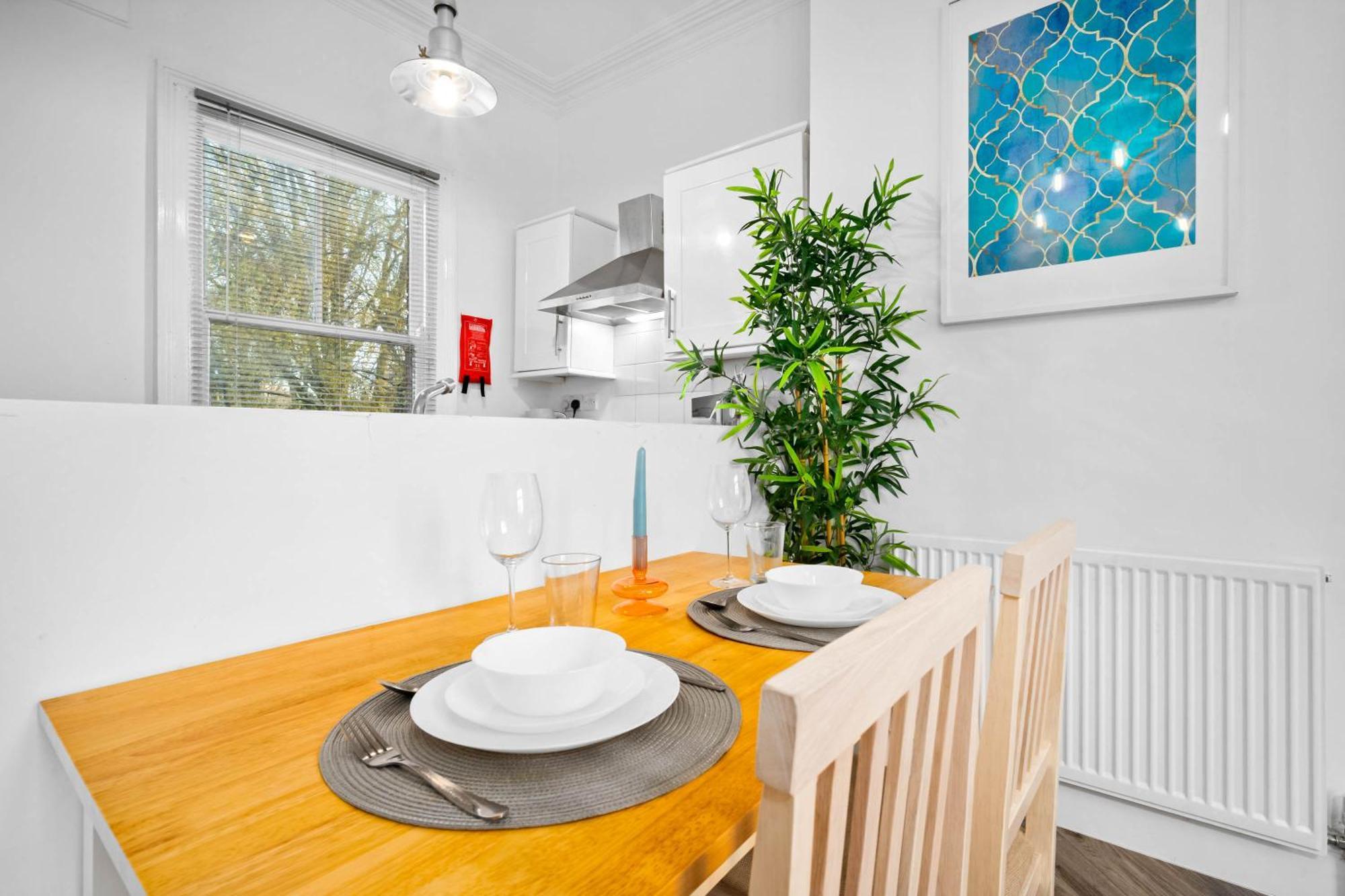 Luxury Apartment - Wolverhampton - Netflix - Smart Tv - Fast Wifi - 7Apc Ngoại thất bức ảnh